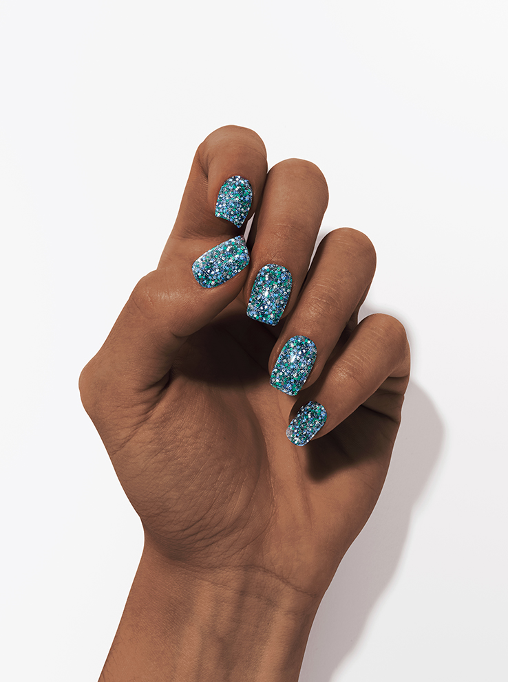 Nails_Fir_B_Flamingo.webp