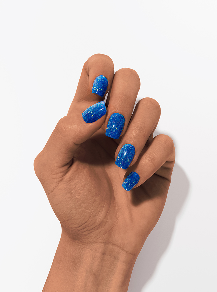 Nails_Loyal_G_Flamingo.webp