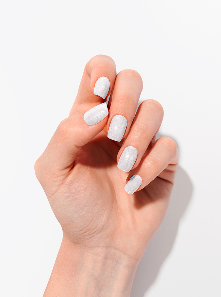 Nails_Mystique_W_Flamingo.webp