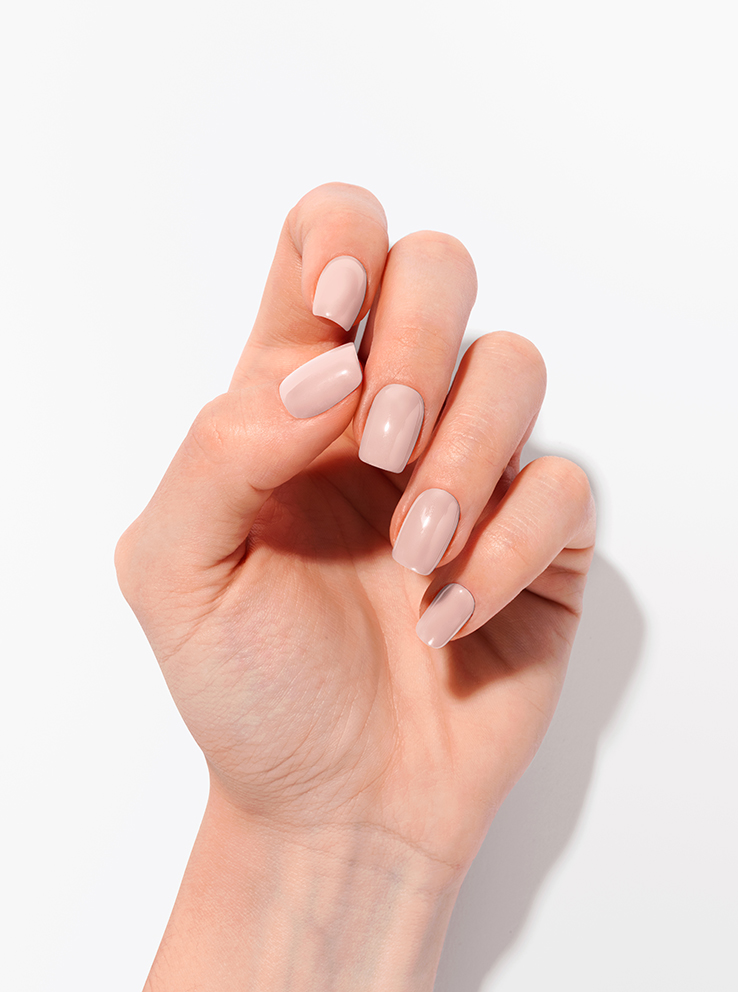 Nails_Nude_W_Flamingo.webp